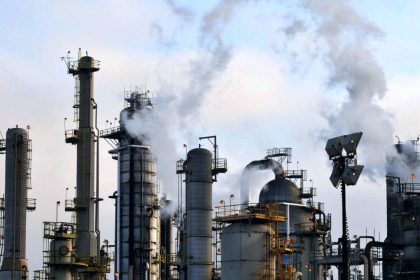 Government urged to pursue industrialization to rid itself of IMF